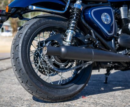 Twin shocks keep the Gold Star’s rear end resolutely traditional.