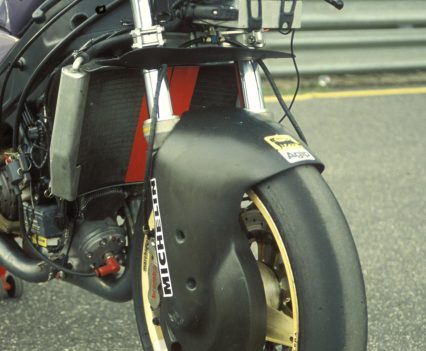 Fully adjustable 41mm Kayaba forks formed part of a front end praised for its control over rough surfaces.