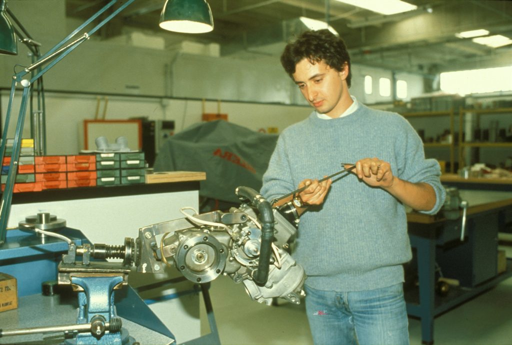 Paolo Castelnuovo, the GFR250’s engine designer, works on the 75° V-twin at Gilera Corse.