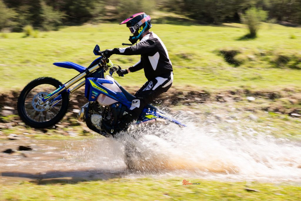 Dan noticed immediately how light and nimble the 125 is when jumping from the 500.